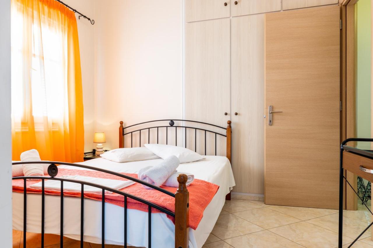 Town House For 6-16 With Ac Villa Parikia  Ngoại thất bức ảnh