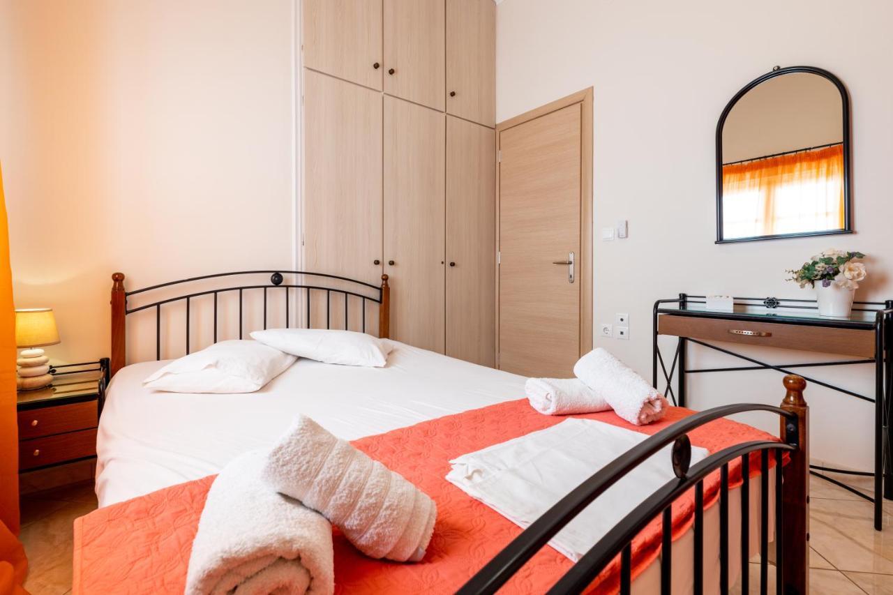 Town House For 6-16 With Ac Villa Parikia  Ngoại thất bức ảnh