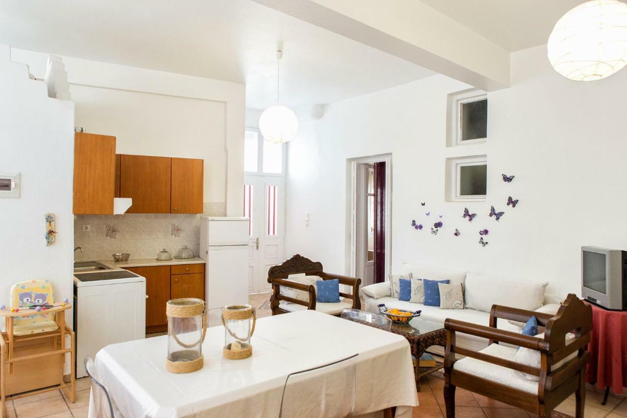 Town House For 6-16 With Ac Villa Parikia  Ngoại thất bức ảnh