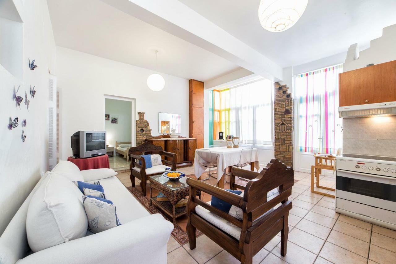 Town House For 6-16 With Ac Villa Parikia  Ngoại thất bức ảnh