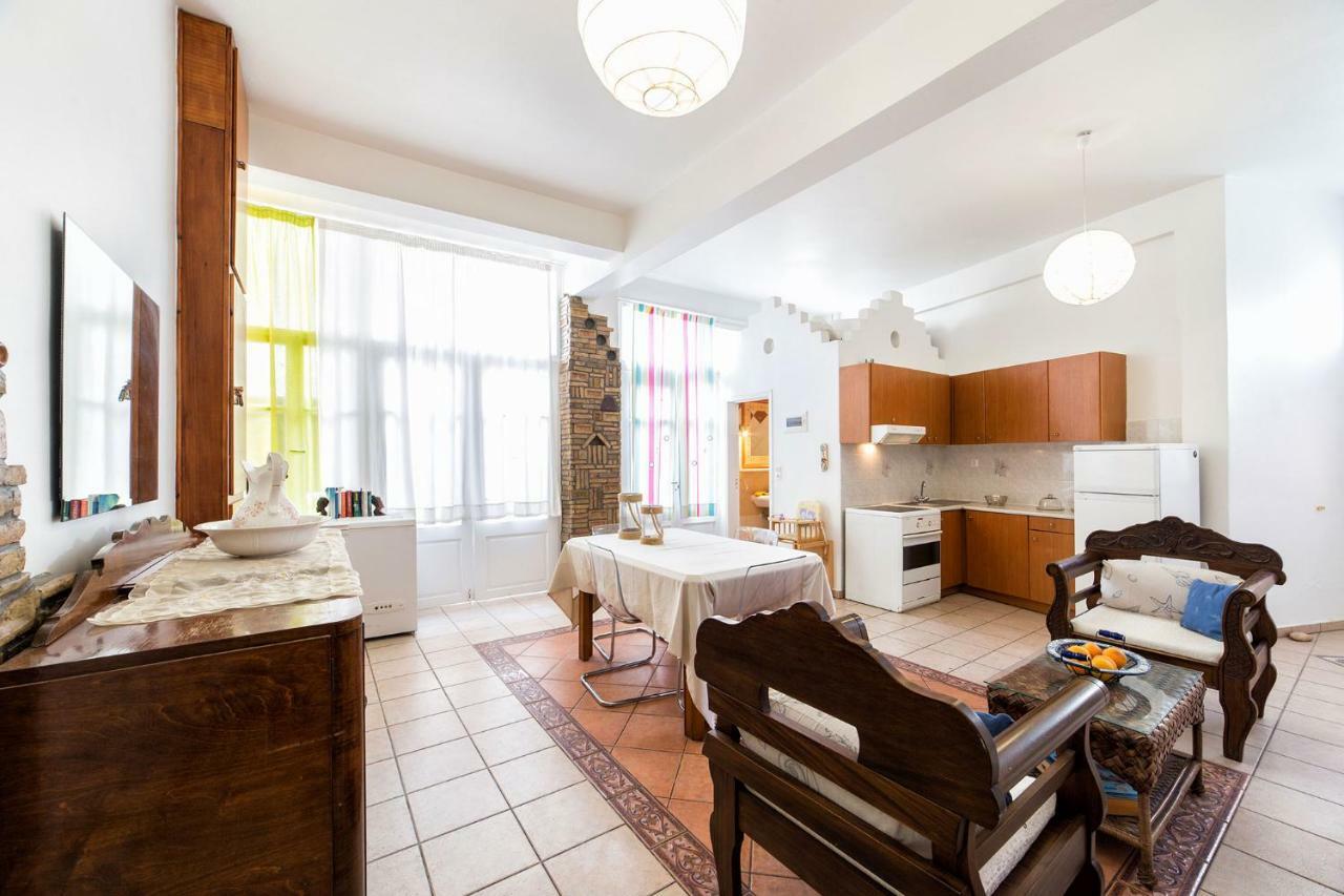 Town House For 6-16 With Ac Villa Parikia  Ngoại thất bức ảnh