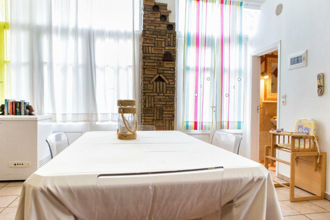 Town House For 6-16 With Ac Villa Parikia  Ngoại thất bức ảnh