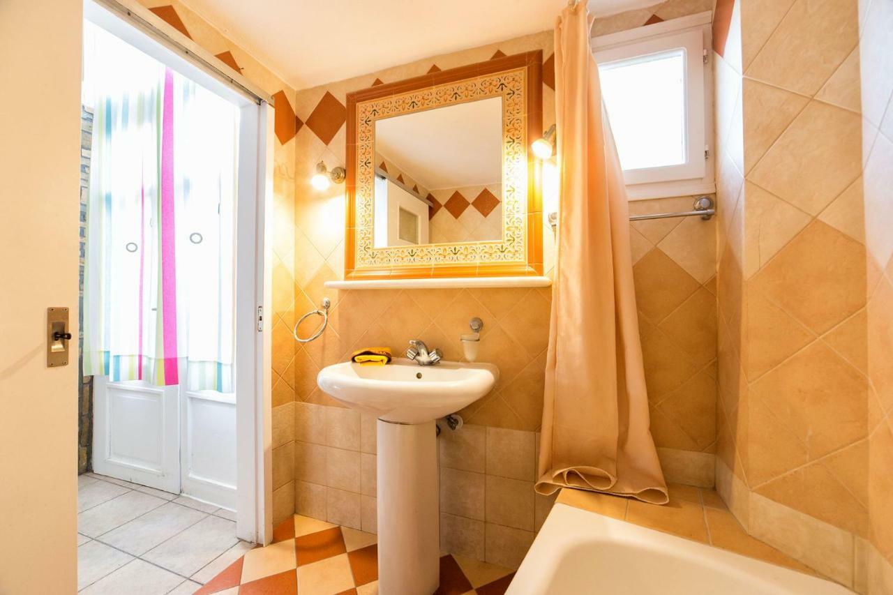 Town House For 6-16 With Ac Villa Parikia  Ngoại thất bức ảnh