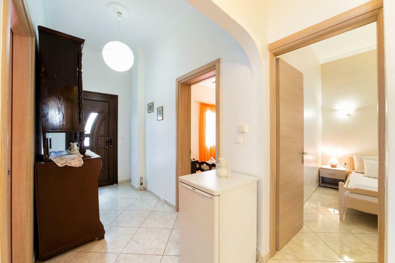 Town House For 6-16 With Ac Villa Parikia  Ngoại thất bức ảnh